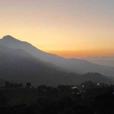 Beautiful Sun Rise at Munnar